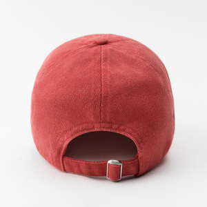 Venta al por mayor directa de fábrica OEM para pedidos a granel 2026 / Gorra de béisbol moderna estilo streetwear de lujo bordada ajustable para deportes y moda - Product Image 1