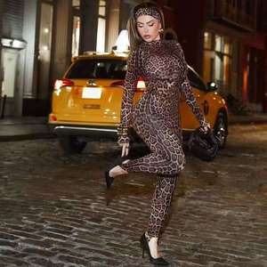 2026 Women Leopard Print 2 Piece Tracksuit Long Sleeve Zipper Crop Top Shorts Bodycon Gym Fitness Sportswear Custom - Product Image 6