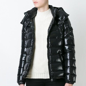 Blouson d'hiver matelassé et rembourré pour homme, modèle 2023, avec logo frontal, coupe oversize, en polyester, effet brillant, personnalisable - Product Image 3