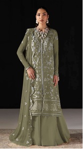 ชุดคุर्ติผ้าชีฟองปักลายหรูหราพร้อมผ้าคลุมไหล่ |   ชุดสูทดีไซน์เนอร์ลายปักแบบซีเควนซ์และคัทลี |   ชุดงานเลี้ยงสไตล์ชาติพันธุ์ - Product Image 3