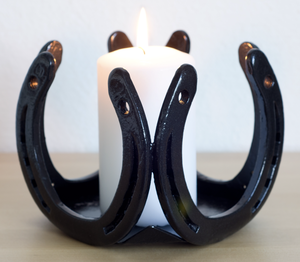 Support de bougie équestre en métal sur trépied, fait main en fer, inspiré du cheval, pour table, décoration rustique, centre de table - Product Image 5