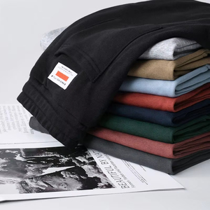 กางเกงขาสั้นผู้ชายทรงโอเวอร์ไซส์ ผ้าหนา 180 กรัม สไตล์วินเทจ มีเชือกผูกเอว กระเป๋าสามมิติ ระบายอากาศได้ดี สีพื้น - Product Image 3