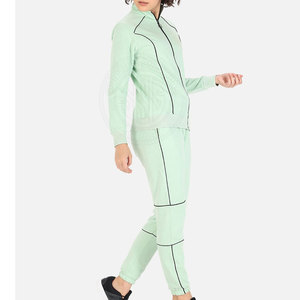 Ensemble de survêtement pour femme, équipement de fitness de qualité, ensemble confortable pour la course et la marche - Product Image 2