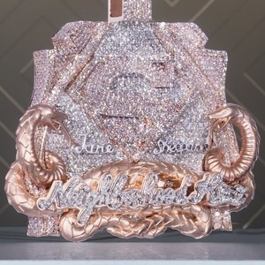 Magnifique pendentif en argent sterling 925 plaqué rhodium avec logo personnalisé hip-hop VVS, lettre dragon, pour moissanite éblouissante certifiée - Product Image 3