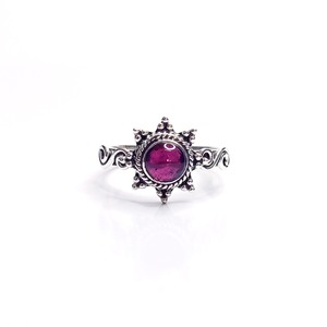 แหวนแฟชั่นพลอยโกเมน (3.8 กรัม) - Product Image 1