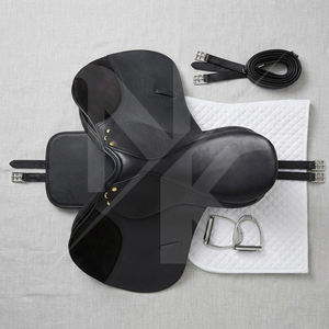 Silla de doma de cuero genuino de la mejor calidad con estructura de madera, cómoda y duradera. Productos de equitación inglesa de la India. - Product Image 3