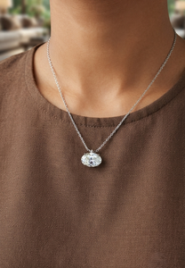 จี้เพชรโมอิสซาไนต์ทรงรี 2.20 กะรัต จาก Lurba Jewels สำหรับงานแต่งงาน ของขวัญครบรอบสำหรับผู้หญิง ทำจากทองคำขาว 14K แท้ - Product Image 3