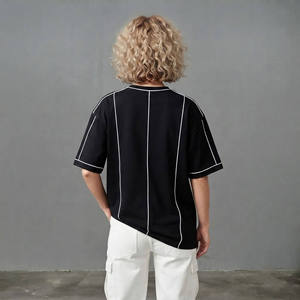 Nueva Camiseta Negra Extra Grande para Mujer con Logotipo Estampado, Cuello Redondo, Manga Corta, Corte Holgado, Tejido de Algodón, Ropa Casual - Product Image 3