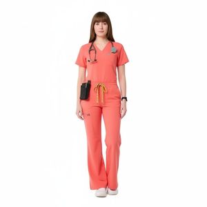 Tenue Médicale Personnalisée OEM – Blouse et Pantalon Respirants pour Infirmières – Uniforme Confortable pour Hôpital – Fournisseur d'Uniformes Personnalisables - Product Image 1