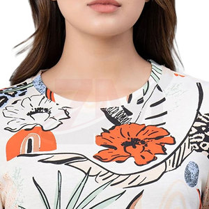 Ropa ligera y transpirable para viajes de verano y moda informal, camiseta estampada a la moda para mujer, camiseta gráfica suave y cómoda - Product Image 4