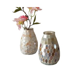 Vase élégant en mosaïque de nacre - Product Image 2