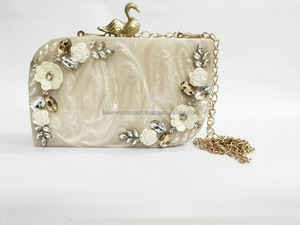 Bolso de Mano de Resina para Mujer, Diseño Moderno y de Lujo, Nuevo, al por Mayor, Gran Espacio, Brillo de Resina que le da un Aspecto Real y Elegante - Product Image 5