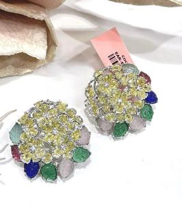 Encantadores Pendientes de la Mejor Calidad con Brillo Deslumbrante, Pendientes de Tuerca Fusion para Mujeres y Niñas, para un Look Nocturno, para Fiestas, a la Moda - Product Image 3