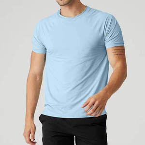 Camisetas de Lana Merino Extra Suaves y Ajustadas para Hombre, 100% Lana, Transpirables, Casuales, Hechas en Pakistán, para Venta por Cumbre Sports - Product Image 1
