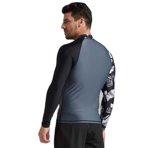 Rashguard Unisexe Personnalisable en Polyester et Nylon, Séchage Rapide, Respirant, Antibactérien, Manches Longues, Service OEM, Impression - Product Image 4