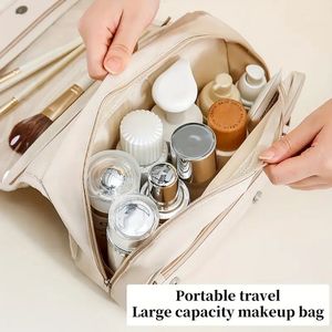 Borsa Cosmetica Portatile da Donna Grande Capacità con Perle e Gancio, per Viaggi d'Affari e Kit da Toilette - Product Image 4