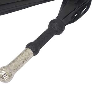 Flogger en cuir robuste avec franges épaisses et poignée renforcée pour des jeux d'impact intenses - Product Image 5