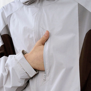 Veste coupe-vent unisexe streetwear personnalisée à capuche, légère, imperméable et coupe-vent, veste d'entraînement en plein air pour homme - Product Image 6