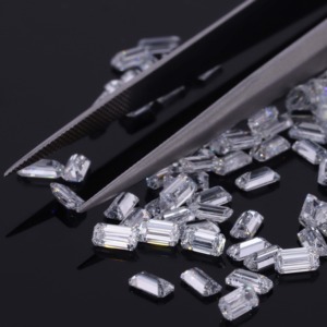 Diamantes Sueltos Cultivados en Laboratorio, Corte Radiante Esmeralda, Melee 2x4mm 4x6mm, Certificados por IGI para Joyería Fina, Hechos en India - Product Image 3