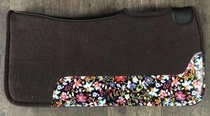 Tapis de selle en cuir de vachette marron pour l'équitation western avec doublure en polaire, extérieur en coton, design profilé et bordure florale colorée - Product Image 2