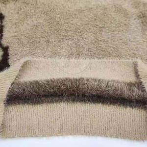 Pull en mohair au design moderne, tricot flexible, pull en mohair de qualité supérieure, pull en mohair pour homme pour l'hiver, en vente - Product Image 5