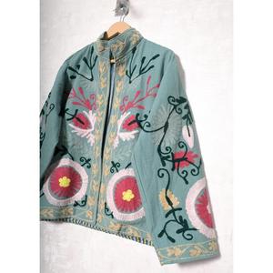 Veste d'hiver pour femmes, style ethnique Suzani, à col montant, respirante, tissée à la main, matelassée en coton, avec doublure en coton, idéale pour les festivals - Product Image 3