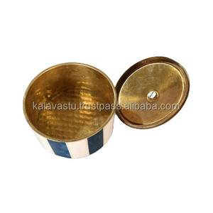 Caja pequeña con bocina - Product Image 3