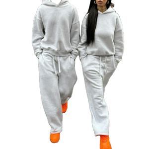 Conjunto de Sudadera con Capucha y Pantalones de Chándal de Algodón 100% Transpirable, de Corte Regular y Peso Pesado, Personalizado OEM, Unisex, para Invierno, con Estampado Acampanado - Product Image 3