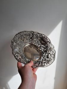 Bol décoratif moderne en argent avec motif ajouré, idéal pour la décoration du salon, la table à manger et les paniers-cadeaux, provenant d'Inde - Product Image 6