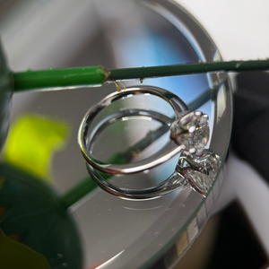 Bague en diamant rond cultivé en laboratoire 1,5 carat D VVS2 Solitaire Certifié IGI Or blanc 14K Bijoux de fiançailles et de mariage Vente en gros - Product Image 2
