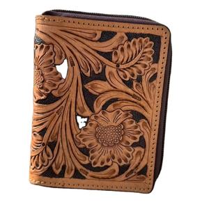 Cartera Unisex de Cuero Genuino Estilo Vintage RFID, Diseño Largo Bohemio a Rayas con Cierre de Cremallera y Adornos Tallados, 5.75x4.5 Pulgadas - Product Image 1