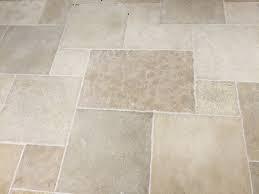 Dalles et carreaux en pierre naturelle polie, découpés sur mesure pour salle de bain et cuisine de villa - Design contemporain Rajasthan HAYAT - Product Image 3