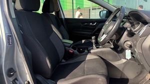 QASHQAI 2019 d'occasion en excellent état, intérieur noir, traction avant - Product Image 2