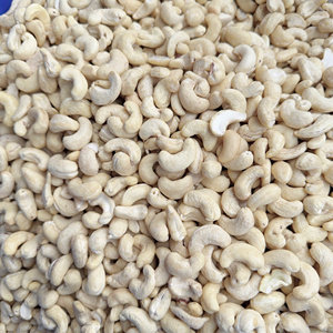 Fabricación de Nueces de Anacardo de Vietnam al por Mayor Ww180, Ww210, Ww320, Nueces de Anacardo de Tanzania al por Mayor Exportadas a Asia, Medio Oriente - Product Image 1