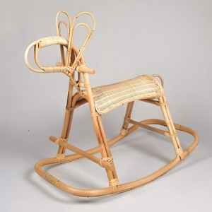 Juguetes de desarrollo para bebés, animales de juguete de ratán de calidad superior, caballos balancín de caña natural. - Product Image 1