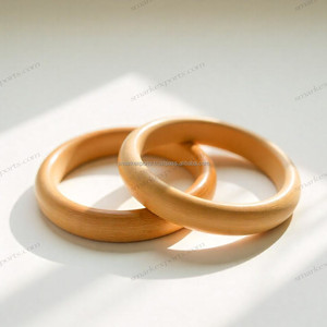 Brazalete de Madera Rústico Hecho a Mano Ecológico para Mujer, Textura Natural, Acabado Liso, Ligero, Cómodo, Personalizable, a la Moda - Product Image 1