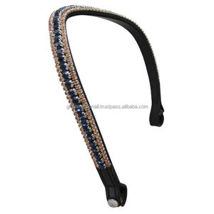สายคาดหน้าผากม้าหนังแท้ทำมือ บุด้วยวัสดุนุ่ม ทนทาน ดีไซน์สวยงาม ประดับคริสตัล  อุปกรณ์ขี่ม้าตกแต่ง  ปรับแต่งได้ - Product Image 1