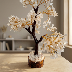 Arbre en pierres précieuses de quartz clair de haute qualité, 500 perles, décoration naturelle de guérison et méditation Reiki, arbre en éclats de cristal - Product Image 1