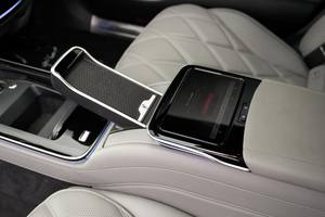 รถยนต์เมอร์เซเดส-เบนซ์ มายบัค เอส <span class=keywords><strong>580</strong></span> <span class=keywords><strong>4MATIC</strong></span> ปี 2023 มือสอง - Product Image 5