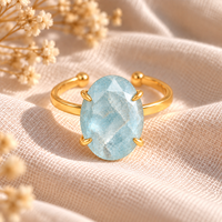 Bague en quartz aigue-marine, pierre de naissance |   Bague ajustable plaquée or avec pierre précieuse naturelle |   Cadeau de fabrication de bijoux faits à la main