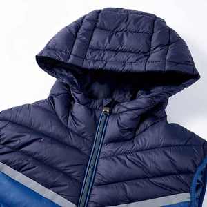 Gilet matelassé sans manches avec rembourrage en coton chaud et compressible pour l'hiver, léger, personnalisé pour homme - Product Image 5