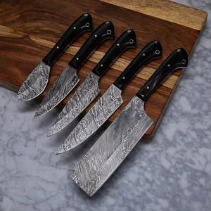 Couteaux de cuisine professionnels en acier Damas faits à la main, 6 pièces, manches en plastique, lame à pointe tombante, personnalisables OEM - MS Enterprise - Product Image 1