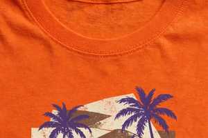 Camiseta de Manga Corta con Cuello Redondo para Mujer, Color Naranja, Estampado de Palmeras Tropicales y Atardecer, Diseño con Letras, Estampado Puff, Estilo Casual de Verano - Product Image 6