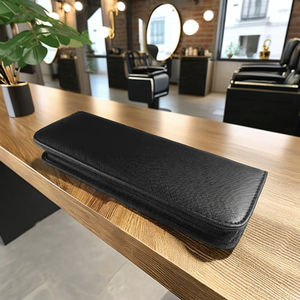 กรรไกรตัดแต่งขนคุณภาพสูง 7 นิ้ว ผลิตจากสแตนเลสไต้หวัน ใบมีดโค้งเป็นมิตรกับสิ่งแวดล้อม ด้ามจับแบบออฟเซ็ต สำหรับคนถนัดขวา มาตรฐาน ISO9001 - Product Image 5