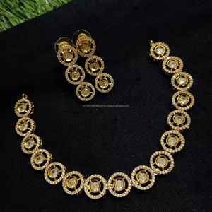 Ensemble de bijoux de mariée en diamant américain classique Collier et boucles d'oreilles en deux pièces pour mariage Style classique à la mode - Product Image 1