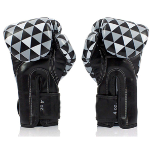 Guantes de Boxeo FairTax de Último Modelo Hechos a Medida en Combinación Negro, Gris y Blanco, para Todos los Usos, Ideales para Entrenamiento y Sparring - Product Image 2