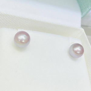 Boucles d'oreilles en perles d'eau douce naturelles de Zhuji, authentiques, rondes de 9 à 10 mm, presque parfaites, violettes, en argent pur, forme ronde élégante - Product Image 1