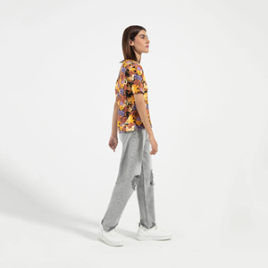 T-shirts pour femmes en gros, col rond, confortables, décontractés, à manches courtes, personnalisables, imprimés, couleur unie - Product Image 4