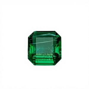 Émeraude Verte Naturelle Taille Émeraude 4,60 carats Pierre Précieuse Libre de Zambie Certifiée IGI Qualité AAA+ pour la Fabrication de Bijoux - Product Image 1
