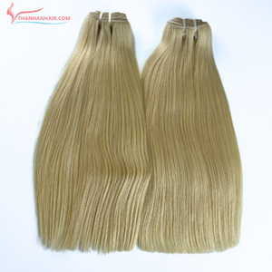 Extensiones de cabello humano virgen 100% de Vietnam Paquete de cabello de trama de piano de alta calidad con colores de moda Estilo de onda natural - Product Image 5